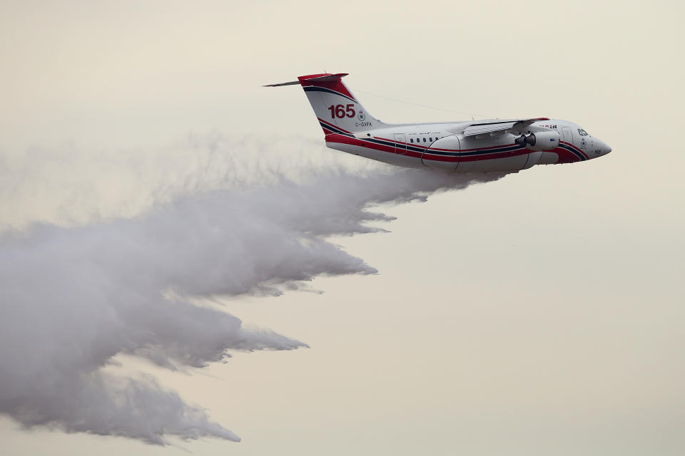 NSW RFS large air tanker returns to Sydney