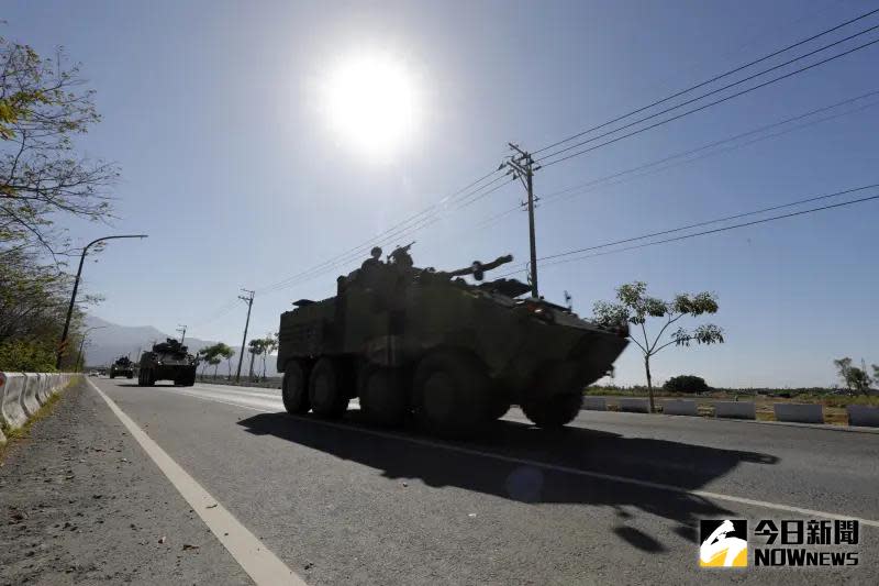 ▲陸軍機步333旅戰備部隊，CM-34八輪甲車機動偵巡，展現壯盛、戰力堅強的氣勢。（圖／記者莊全成攝，2024.02.23）