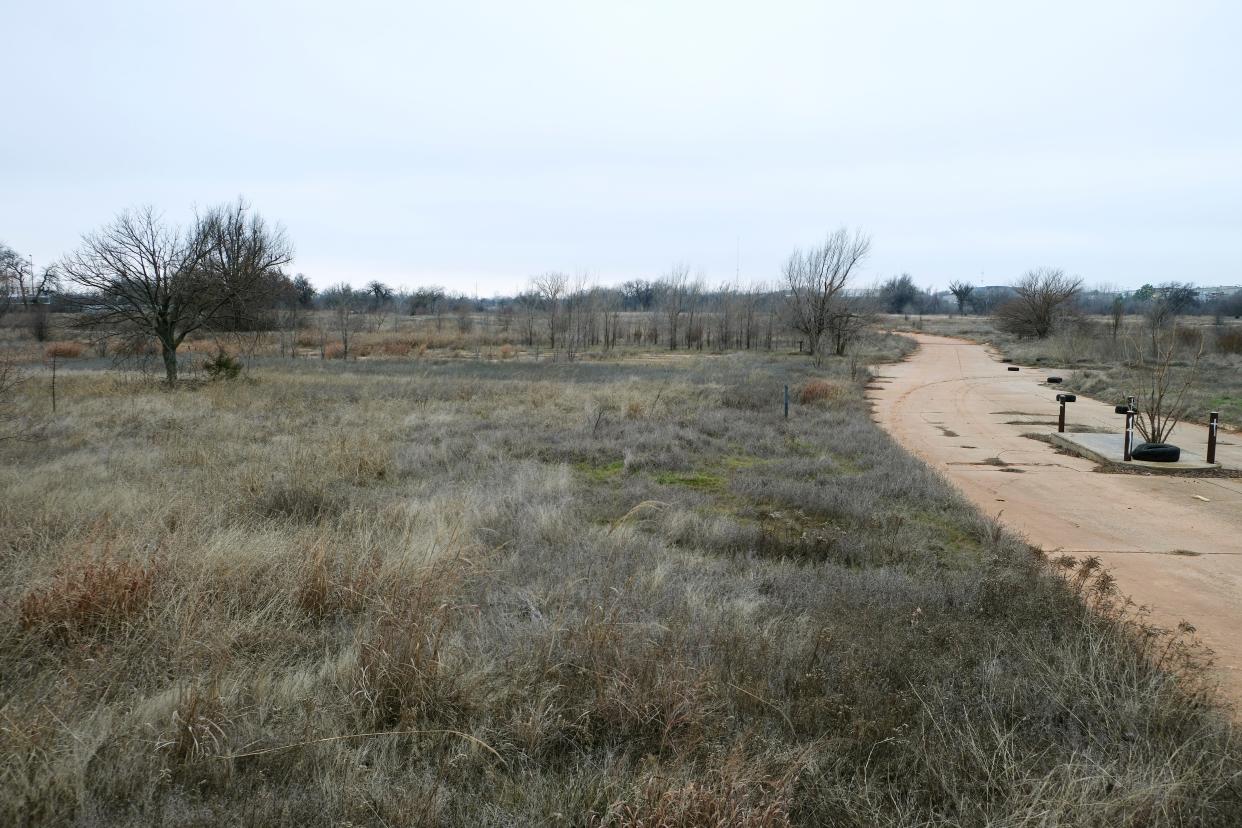 Oklahoma County commissioners have selected land at 1901 E Grand as the new site of the county jail.