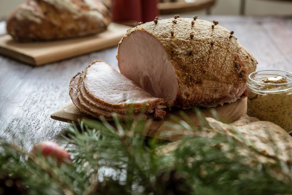 Swedish glazed ham is served cold on Christmas (Stock)