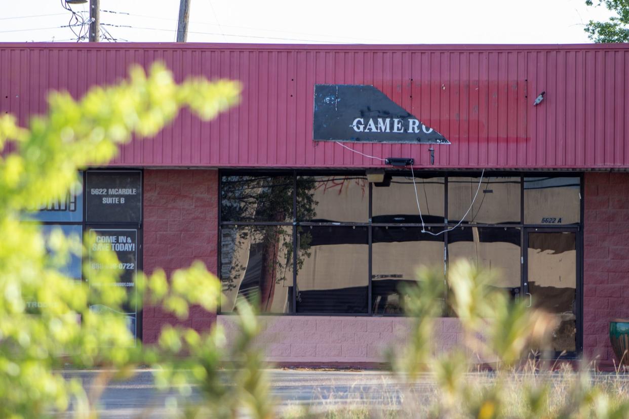 A closed game room is pictured in a McArdle Street strip mall on April 7, 2022.