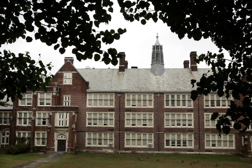 Exterior of Scarsdale High School.