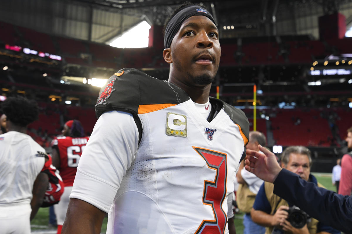 Buccaneers vs. Falcons final score 35-22: Jameis Winston throws for 313  yards, three touchdowns while Chris Godwin puts up 184 yards, two  touchdowns - DraftKings Network