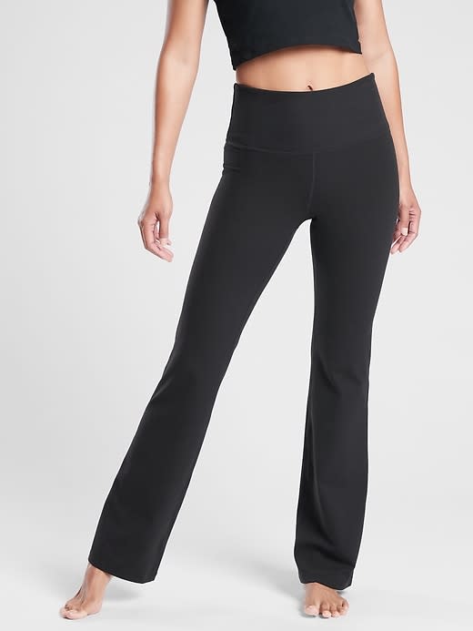 Hollywood Star Fashion Solid Foldover Solid Bootleg Flare Yoga Pants –  Khanomak