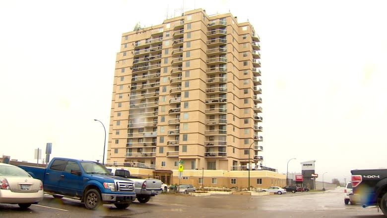 Hay River highrise owner fined $10K for building code violations