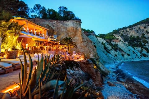 Cliffside dining at Amante Ibiza