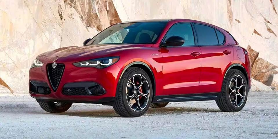 2024 alfa romeo stelvio