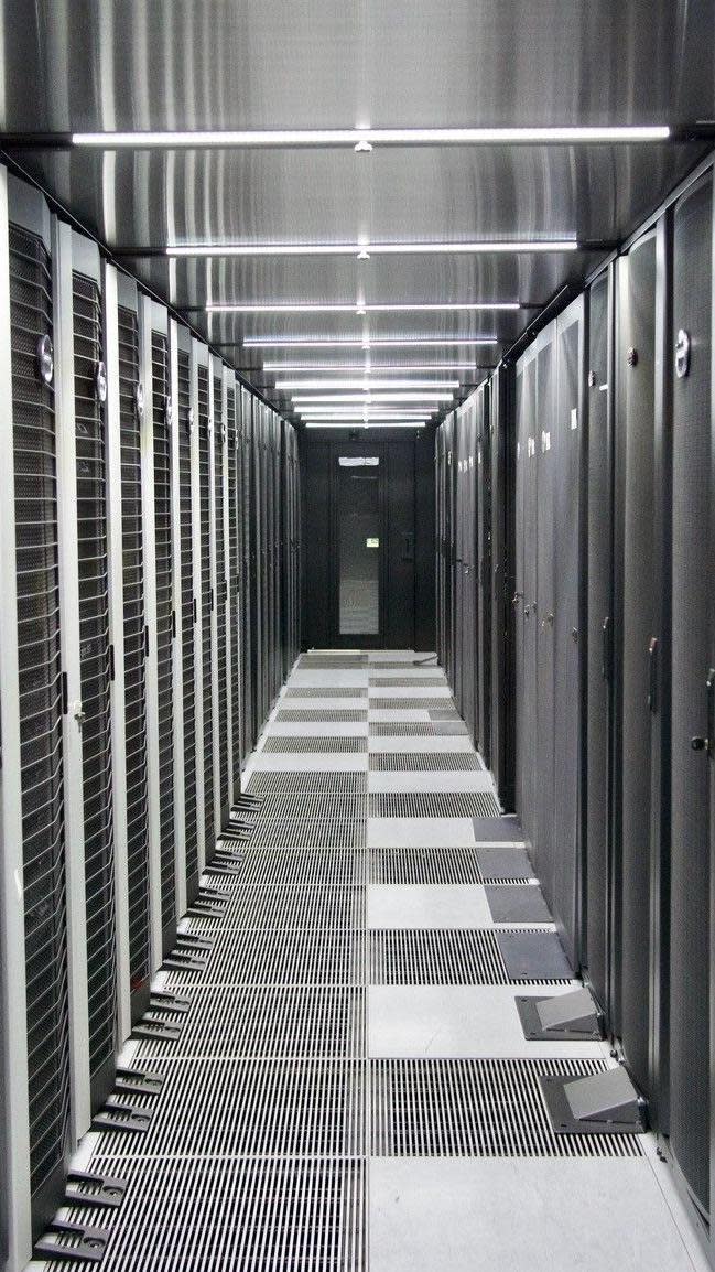 Edinburgh University server bays