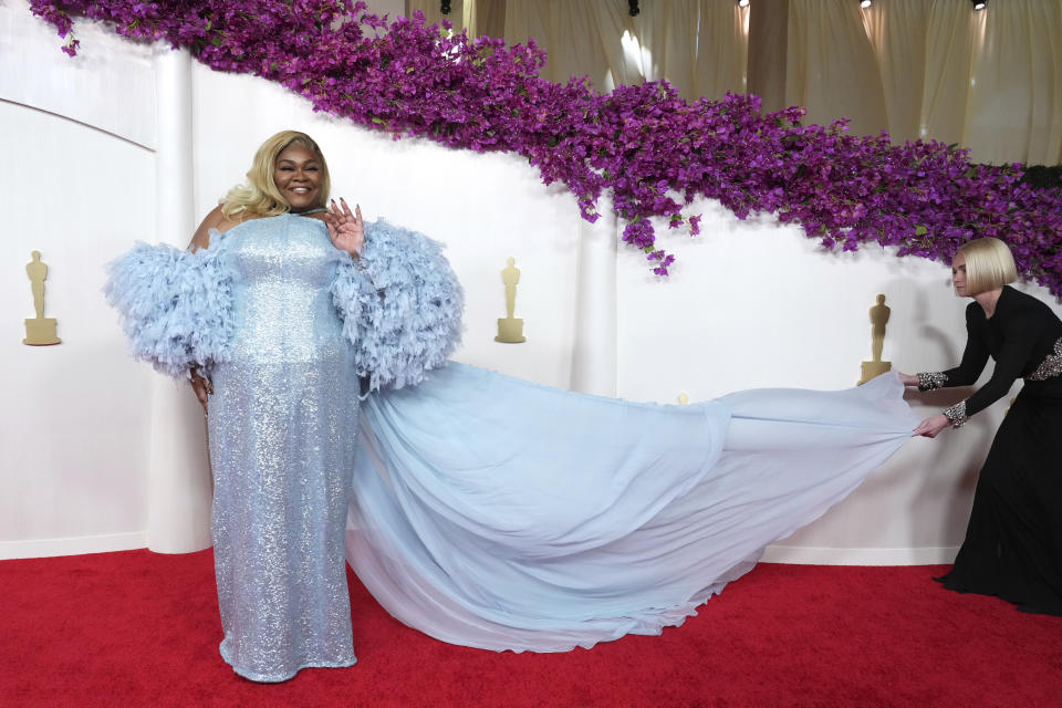 Da'Vine Joy Randolph llega a los Oscar el domingo 10 de marzo de 2024, en el Teatro Dolby en Los Ángeles. (Foto Jordan Strauss/Invision/AP)