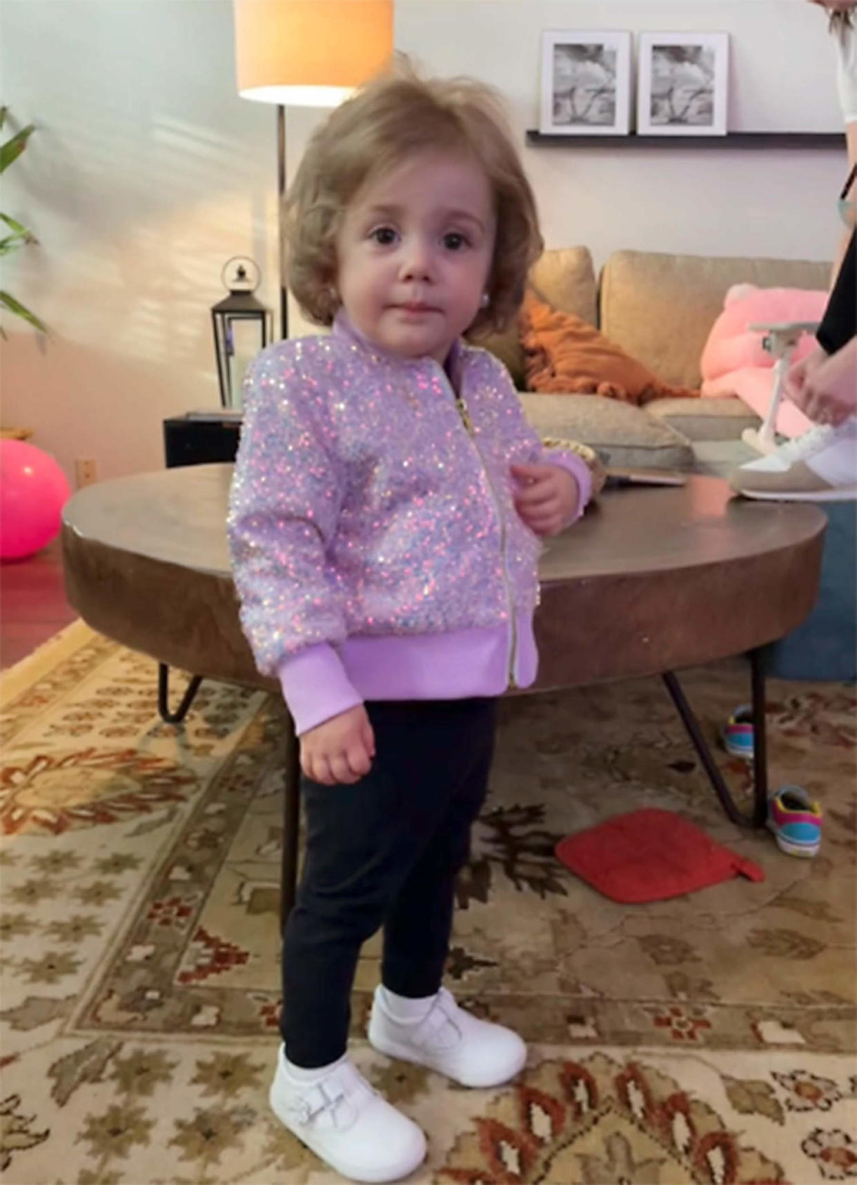 Toddler with old lady haircut (@trina_____king via TikTok)