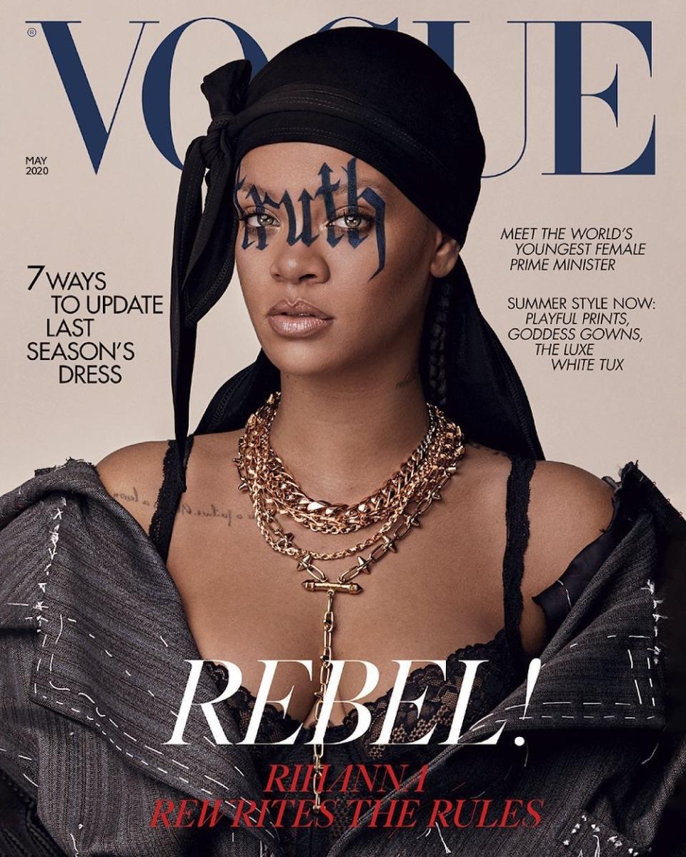 Two covers: Rihanna fans can take thier pick - oy buy both (Vogue)