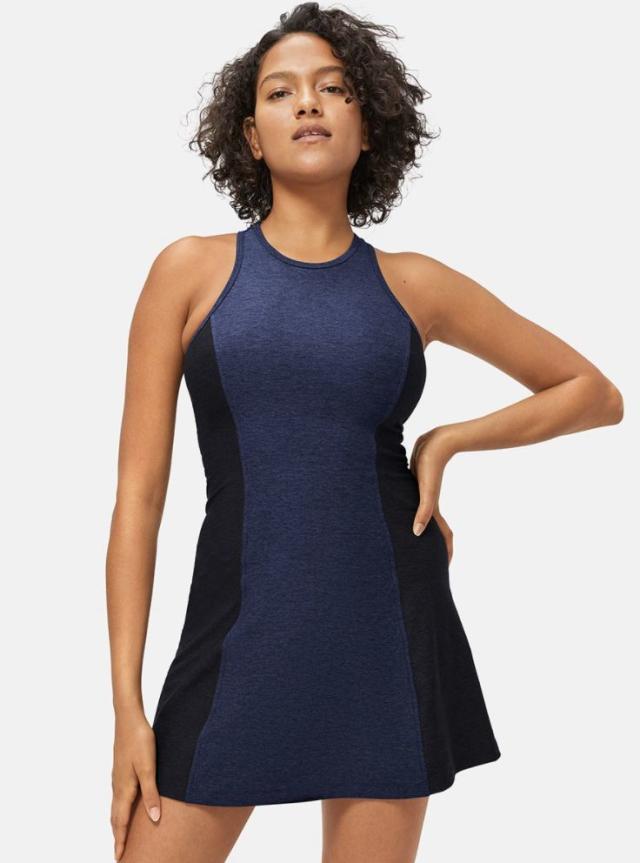 I tried the new Outdoor Voices The Volley Dress, out today - CBS News