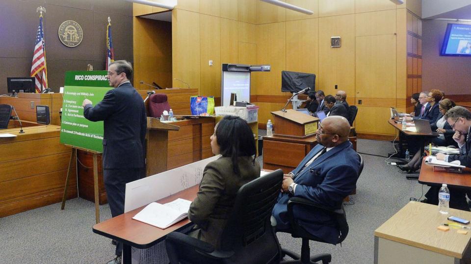 PHOTO: Fulton County prosecutor John Floyd makes the state's closing argument in the Atlanta Public Schools test-cheating trial before Judge Jerry Baxter in Fulton County Superior Court, March 16, 2015, in Atlanta. (Kent D. Johnson/Pool via AP, FILE)