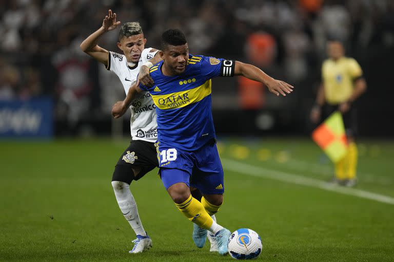 Frank Fabra y su zurda ante Corinthians, en el duelo de la fase de grupos