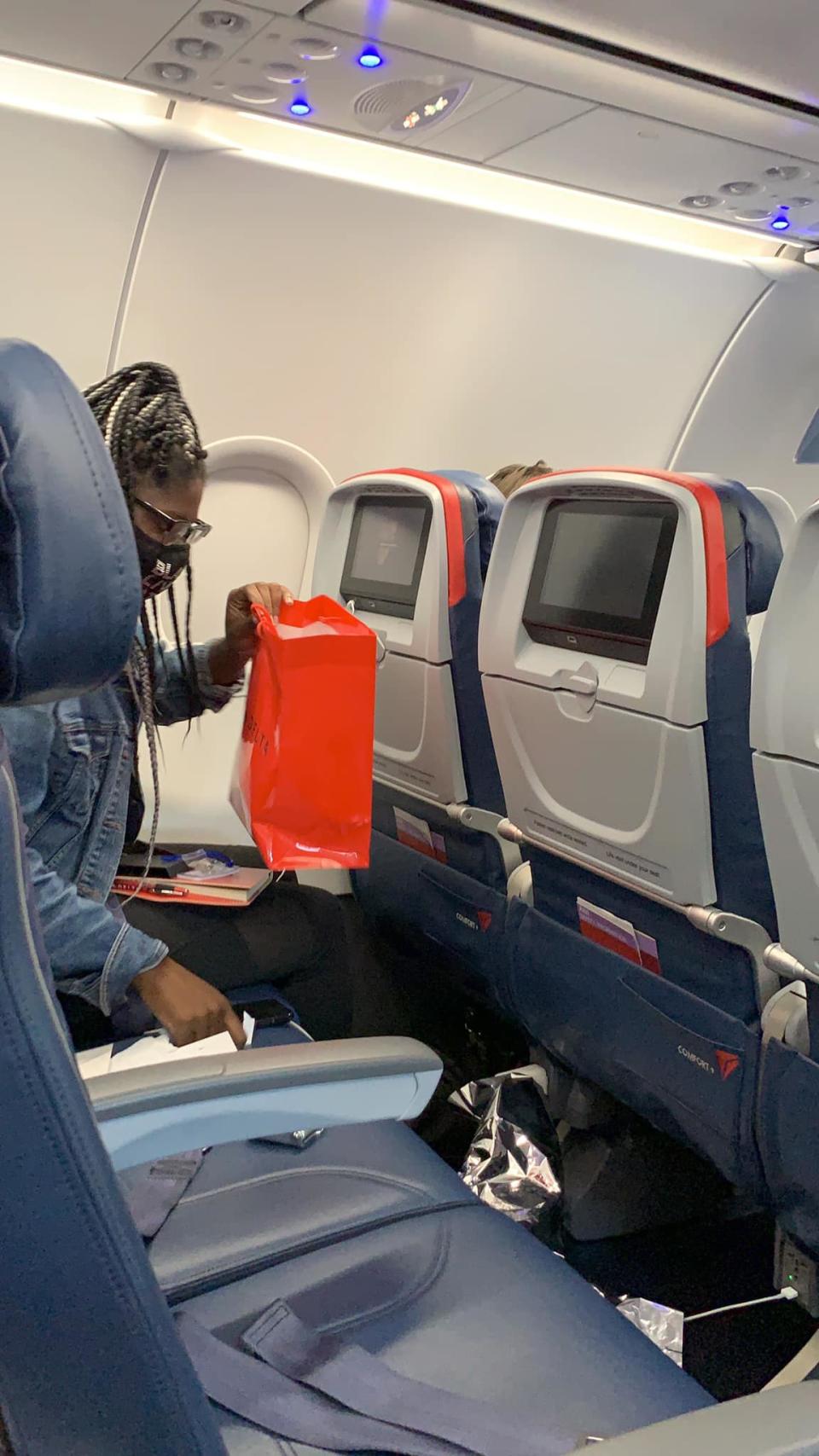 Demetria Poe said Delta Air Lines went above and beyond to rectify the situation by upgrading her seat on her return flight back to Minneapolis.