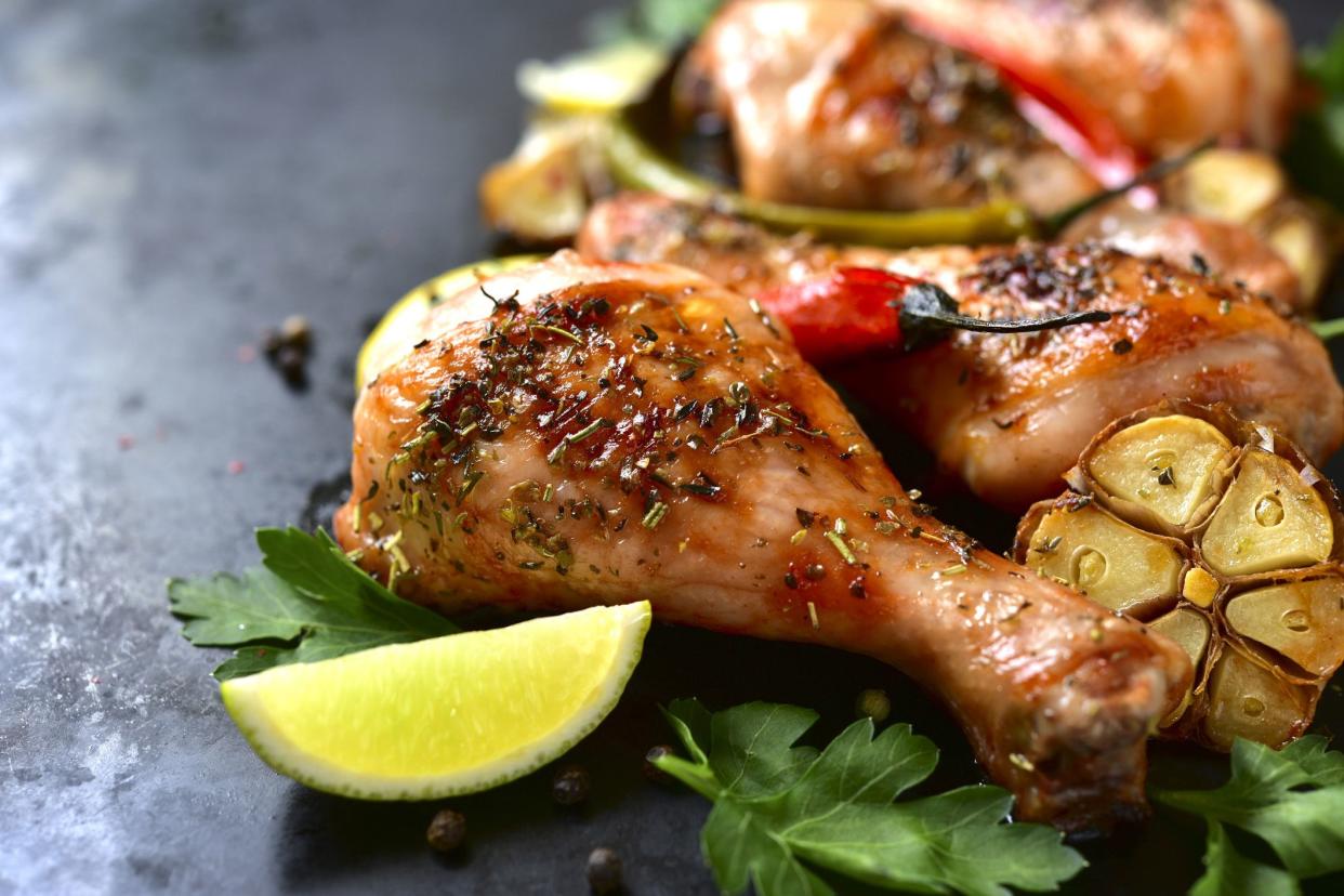 chicken seasoned with lemon and spices