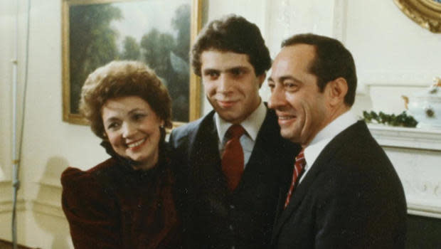 andrew-cuomo-with-parents-matilda-and-mario-cuomo-620.jpg 