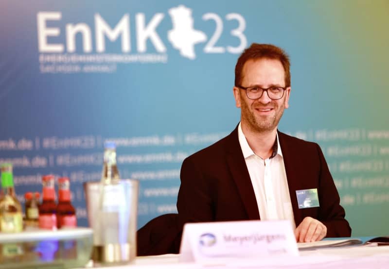 President of the Federal Network Agency Klaus Mueller takes part in the 2023 Energy Ministers' Conference in Wernigerode. Matthias Bein/dpa