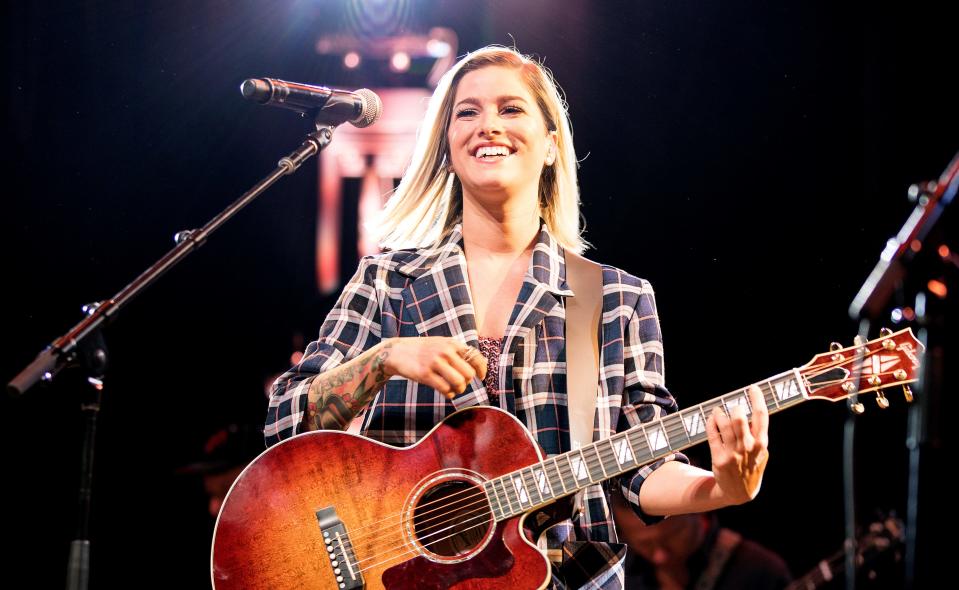 Cassadee Pope