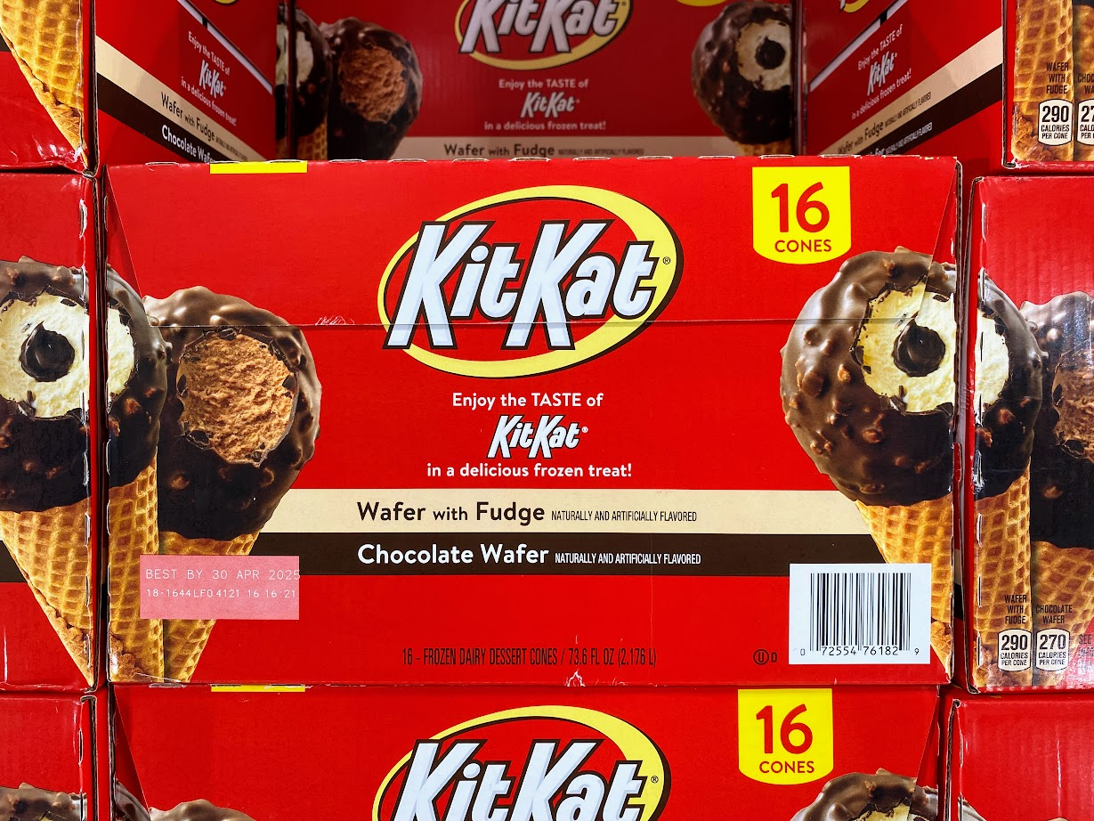 Kit Kat ice cream cones