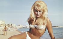 Die Definition des deutschen Fräuleinwunders: Schauspielerin Elke Sommer posiert während des Filmfestivals in Cannes 1961. (Bild: Popperfoto via Getty Images/Getty Images)