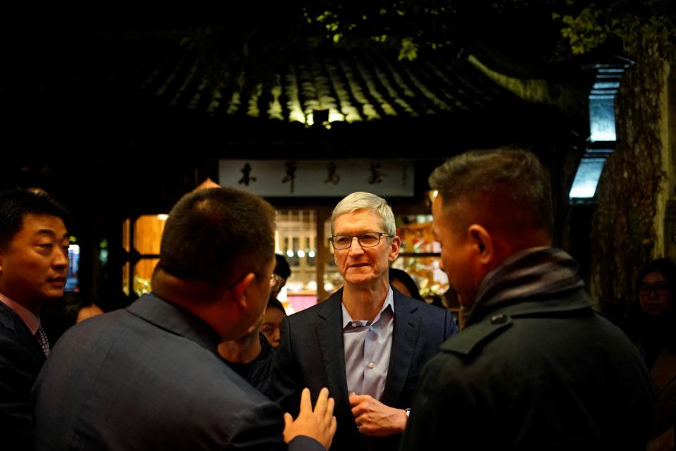 Tim Cook China