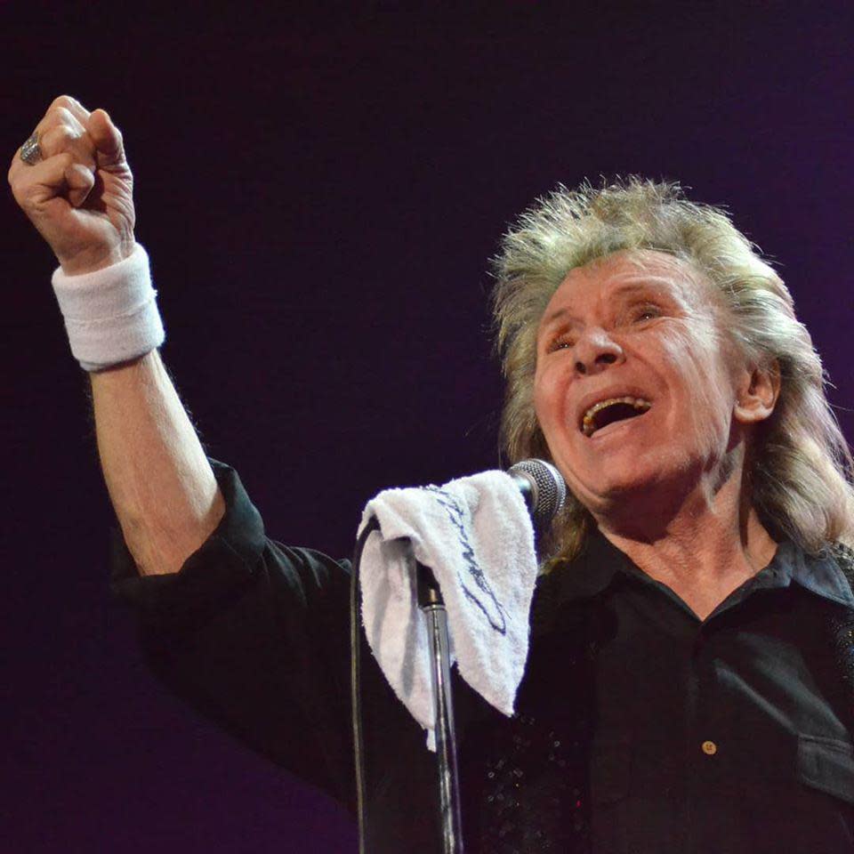 Singer-songwriter Benny Mardones, best known for his 1980 hit "Into the Night," died Monday, June 29, according to his record producer.