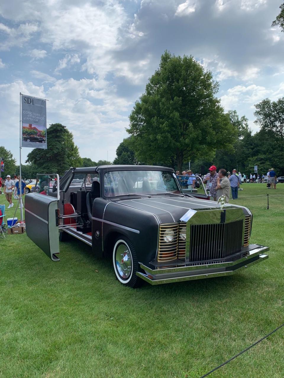 <p>A car as large and, um, distinctive as this Mohs Safarikar deserves multiple slides. There is simply too much to talk about. At the Concours d'Elegance of America, it was suitably displayed in a class called Oddities. This car is one of three prototypes built by the Mohs Seaplane Company of Madison, Wisconsin. Bruce Baldwin Mohs named his Safarikars for their anticipated purpose of African adventure.</p>