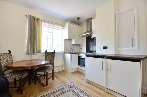 The kitchen/reception room.