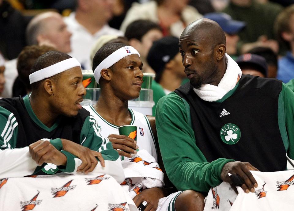 BOSTON - DECEMBER 03: Kevin Garnett #5(left) of the Boston Celtics talks with teammates Paul Pierce #34 and Rajon Rondo #9 late in the fourth quarter against the Indiana Pacers on December 3, 2008 at TD Banknorth Garden in Boston, Massachusetts. The Celtics defeated the Pacers 114-96. NOTE TO USER: User expressly acknowledges and agrees that, by downloading and or using this Photograph, user is consenting to the terms and conditions of the Getty Images License Agreement. (Photo by Elsa/Getty Images)