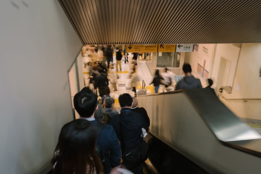 japan, subway 圖/Shearer on Unsplash