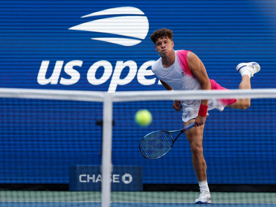 Ben Shelton serves at the 2023 US Open.