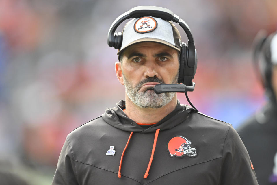 Cleveland Browns head coach Kevin Stefanski grimaces as he walks on the sideline during the second half of an NFL football game against the Los Angeles Chargers, Sunday, Oct. 9, 2022, in Cleveland. The Browns lost 30-28. (AP Photo/David Richard)