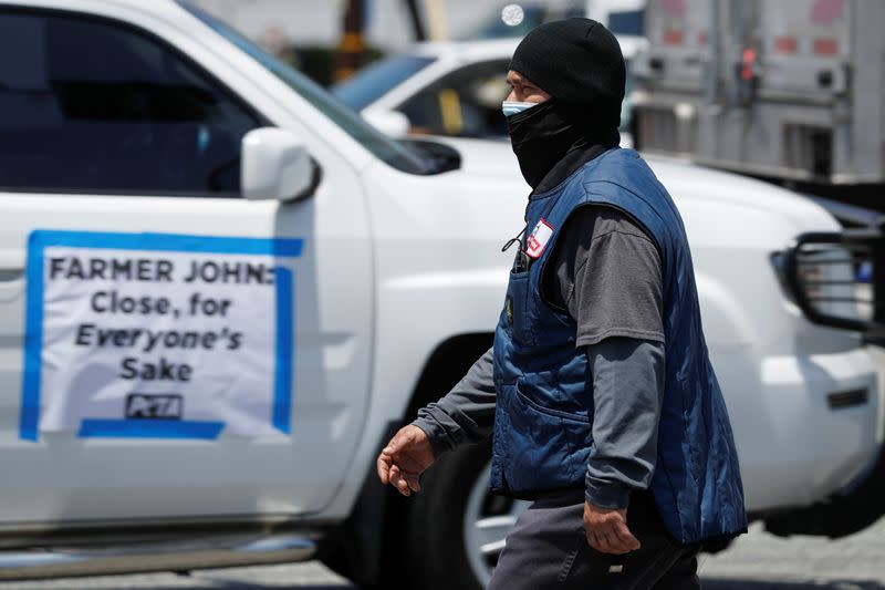 PETA protest during COVID-19 outbreak in California