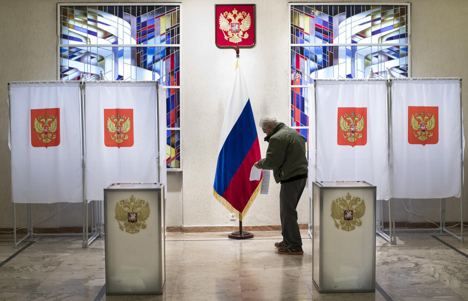 Russian holds parliamentary elections