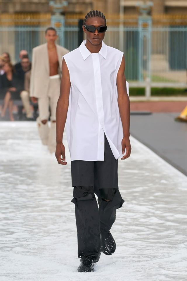 Matthew M. Williams Presents His First Runway Show for Givenchy - A&E  Magazine