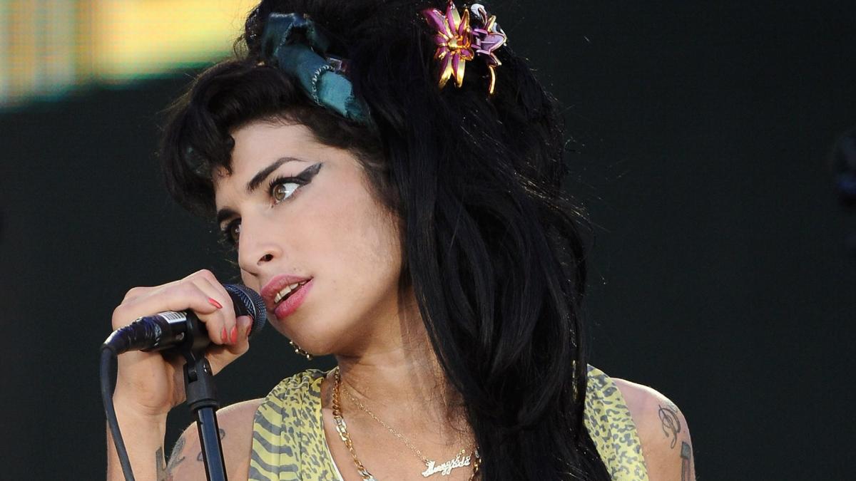 Amy Winehouse biopic 'Back to Black': Release date, cast, soundtrack and  more revealed - Smooth