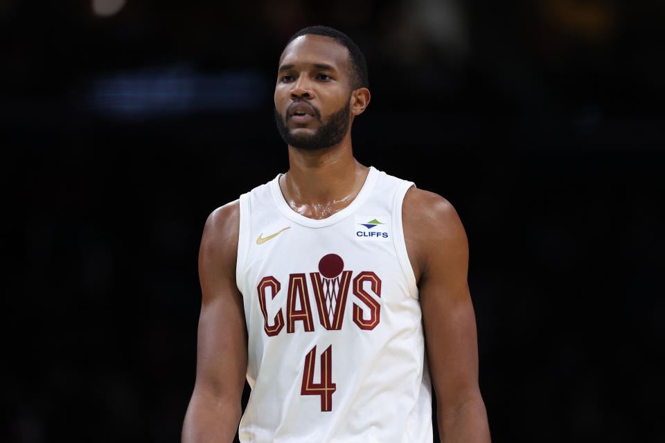 WASHINGTON, DC - FEBRUARY 25: Evan Mobley #4 of the Cleveland Cavaliers in action against the Washington Wizards at Capital One Arena on February 25, 2024 in Washington, DC. NOTE TO USER: User expressly acknowledges and agrees that, by downloading and or using this photograph, User is consenting to the terms and conditions of the Getty Images License Agreement. (Photo by Patrick Smith/Getty Images)