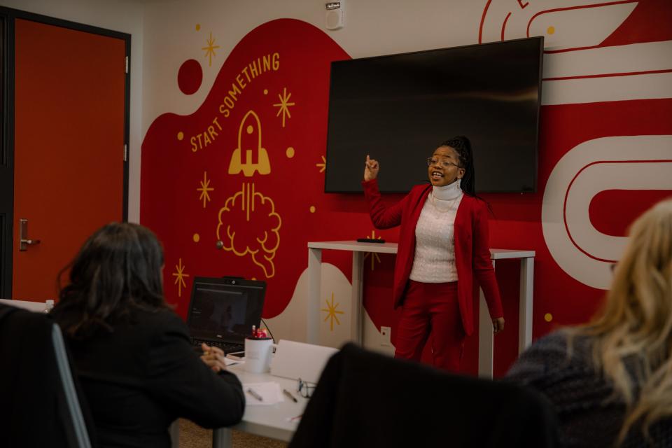 Blessing Ngara competes in a pitch competition in the entrepreneurship program at Iowa State University.