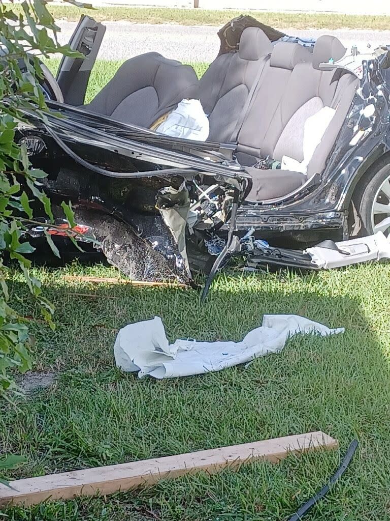 A 7-year-old died Thursday following a crash involving a suspect who was fleeing the scene of a car burglary, the Apopka Police Department said.