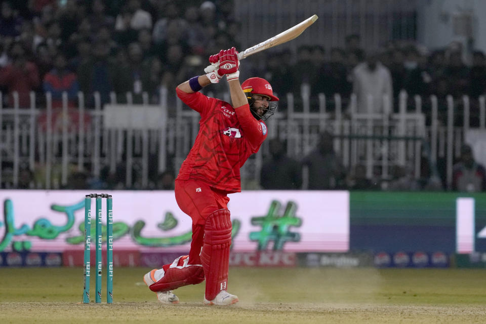 Islamabad United' Imad Qasim bats during the Pakistan Super League T20 cricket match between Islamabad United and Multan Sultans, in Rawalpindi, Pakistan, Sunday, March 10, 2024. (AP Photo/Anjum Naveed)