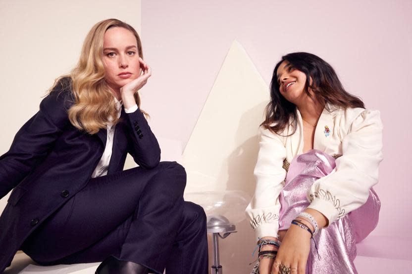 Brie Larson e Iman Vellani (Crédito: IMDb)