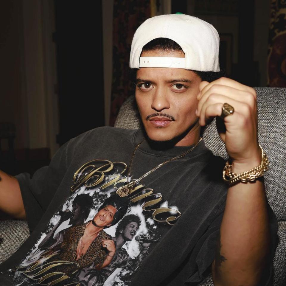 The source told News Nation, the “Just the Way You Are” crooner — currently in the ninth year of his residency at the iconic hotel — makes $90 million ($1.5 million a night) in his current deal with MGM. @brunomars / Instagram