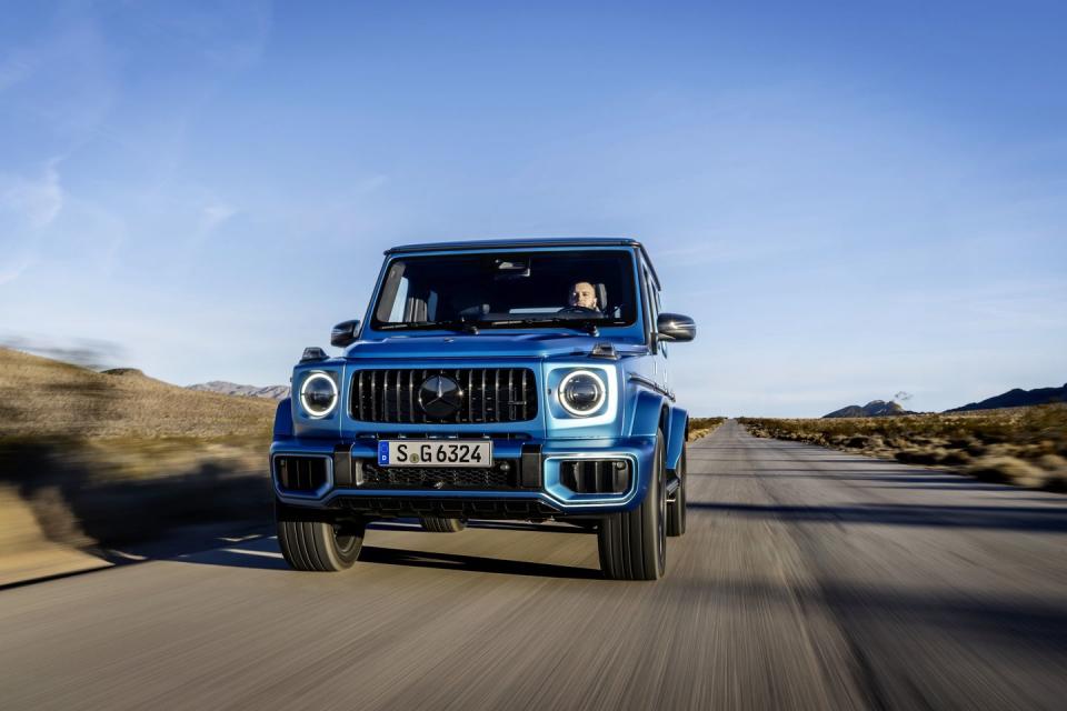 2025 mercedes amg g63 press images