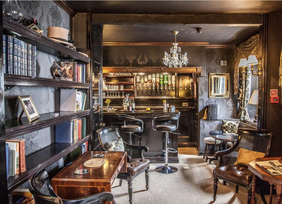 The beautiful bar and library at Jeakes House Hotel [Photo: Jeakes House Hotel]