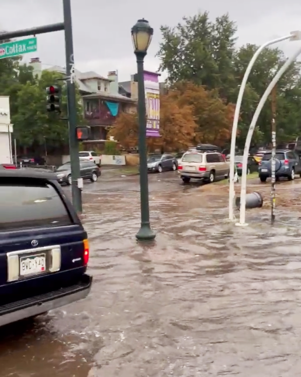 Flooding in the streets of Denver on Aug. 7, 2022. (@cajosabo / Twitter)