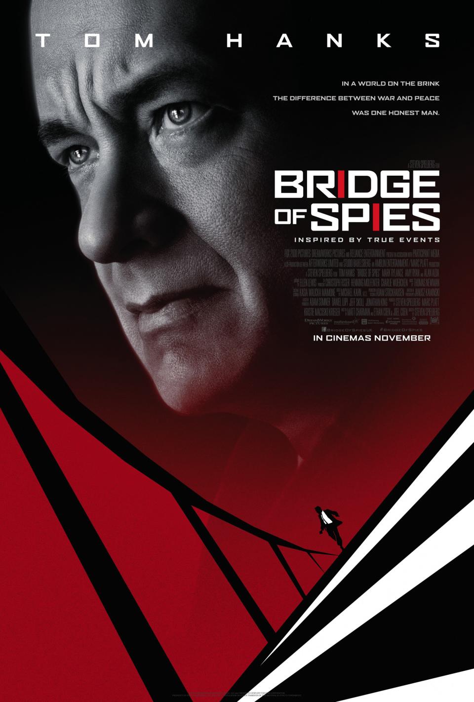 BRIDGE OF SPIES, British poster, Tom Hanks, 2015. ©Walt Disney Studios Motion Pictures/Courtesy Everett Collection