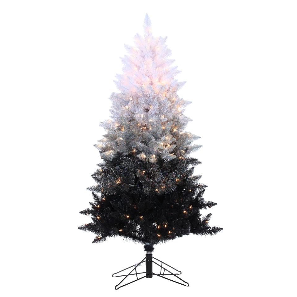 Sterling 5Ft. Vintage Black Ombre Spruce