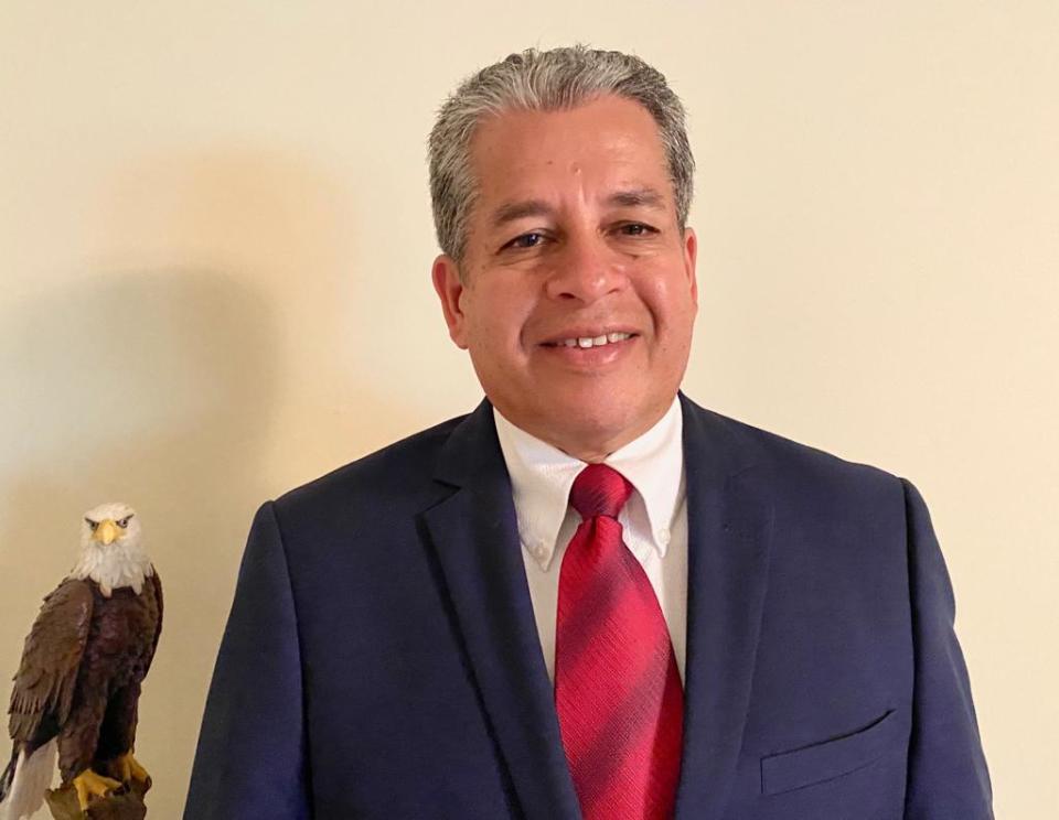 Luis Gil, Republican candidate for Franklin County commissioner