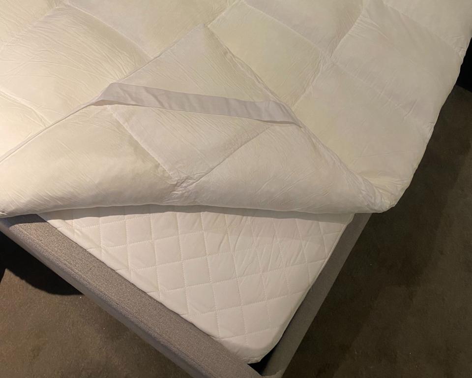 Coop Home Goods retreat mattress topper in review